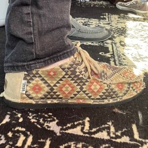 Vans Moccasins RARE NATIVE PRINT